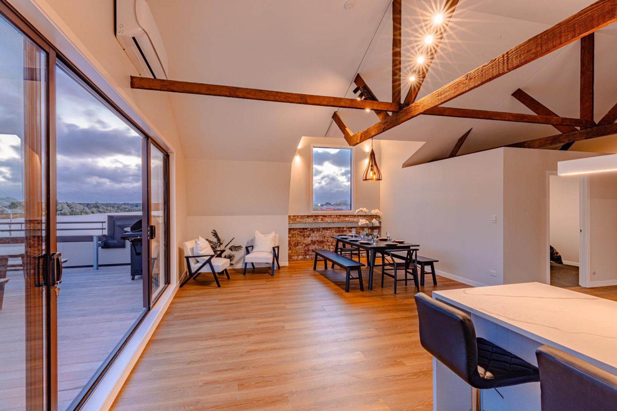 Johnston Apartments - Award-Winning Building, Your Unforgettable Stay Whanganui Exterior photo